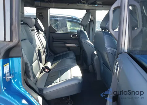 2022 Ford Bronco Outer Banks z USA, uszkodzony, nr VIN 1FMEE5BPXNLB02700